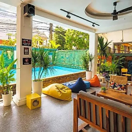 The Place Hostel & Pool Bar